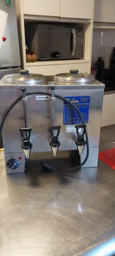 Cafeteira industrial marchesoni ideal para padarias, cafés ,eventos, lanchonetes etc.
