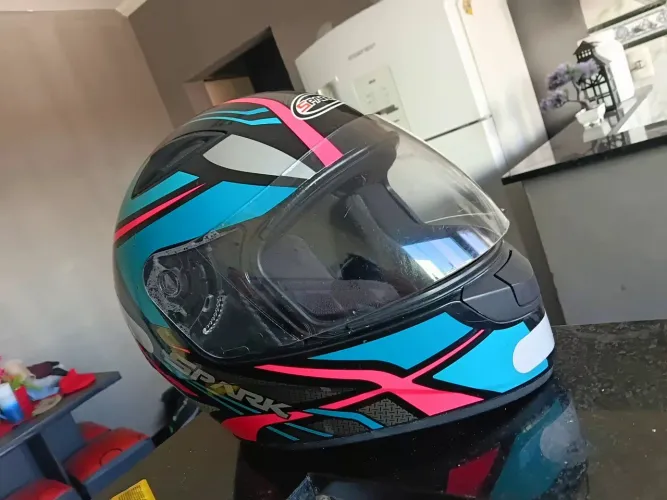Capacete