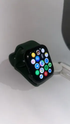 Apple Watch Series 7(GPS) 45mm - Bateria 88%
