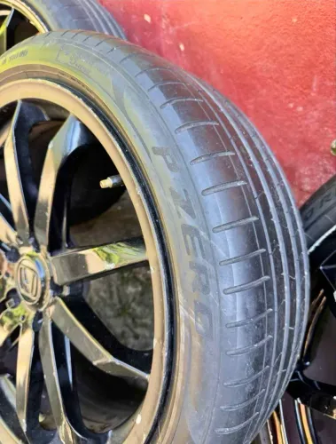 Pneus Pirelli Pzero 19 225/40