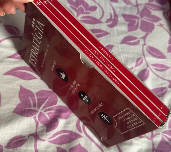 Livros, três volumes
