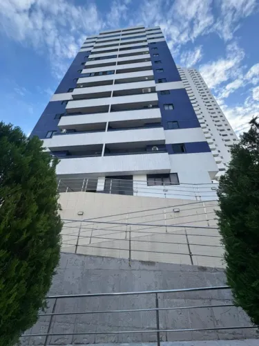 Vendo excelente apartamento bem localizado em João Pessoa.