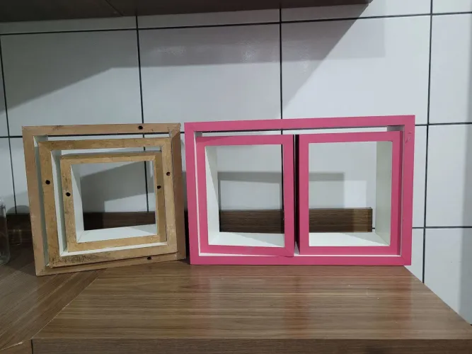 Olá vende-se esse jogos de ninchos, com seis peças nas cores rosa e branco precinho bacana