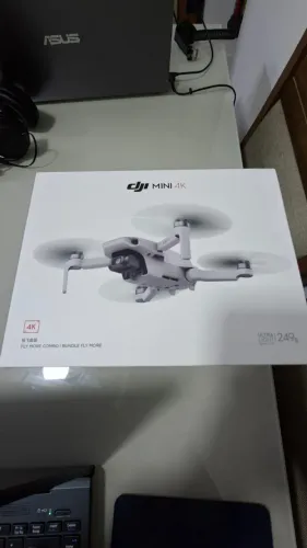 Drone DJI Mini 4K Fly More Combo (Estado de Novo / Sem Detalhes)