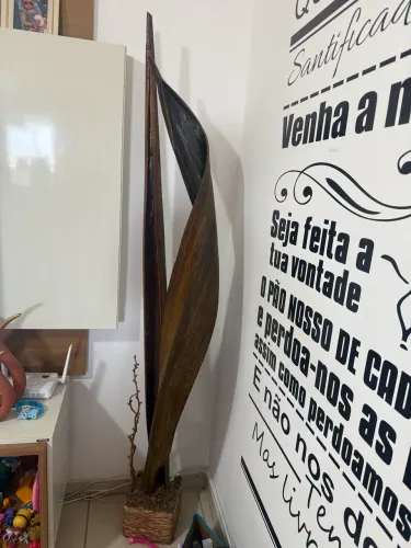Abajur em madeira