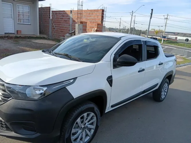 Fiat Strada Endurance 1.4 Flex 8V C 2022