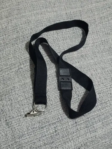 tirante cordão com encaixe engate preta
