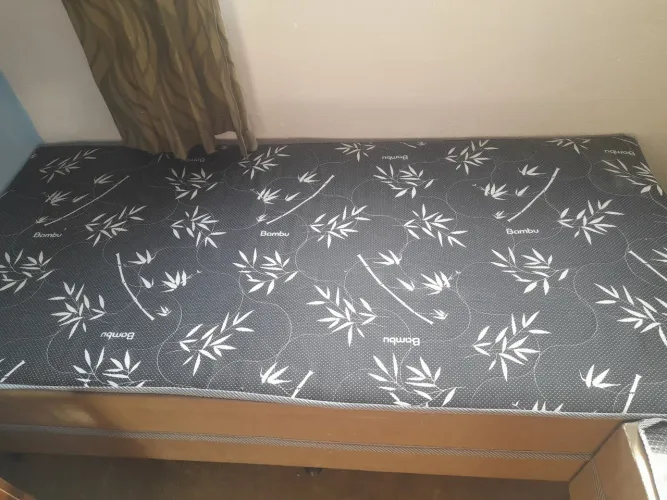 2 Camas box solteiro