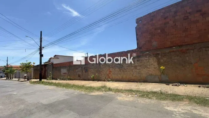 Vendo lote 360m² no Major Prates