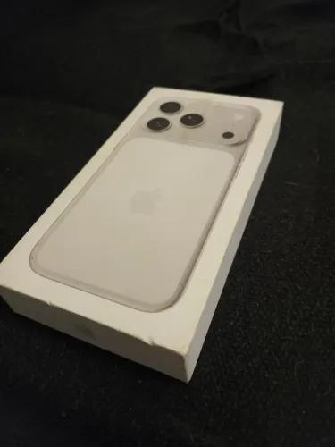 iPhone 17 pro 1TB