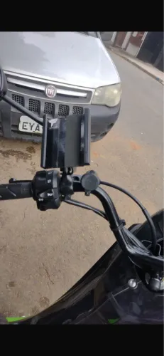 Suporte de celular para motos