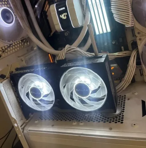 Rtx 5060 Galax c/ led