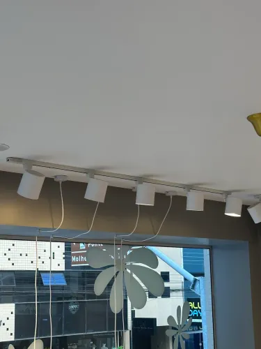 Trilho de Iluminação com 5 Spots