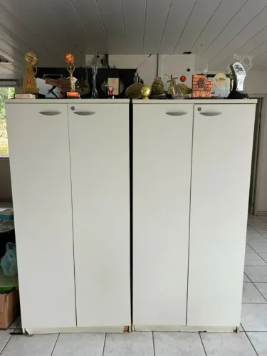 Armário de Porta Dupla Alto