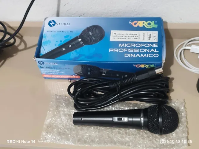 Microfone profissional com fio