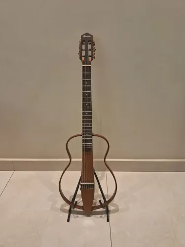 Violão Giannini Eletroacústico Roadman Grmn Nylon Cor Natural.