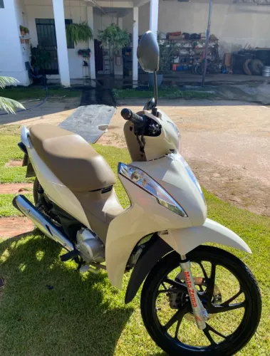 Biz 125 23/24 poucos km rodado