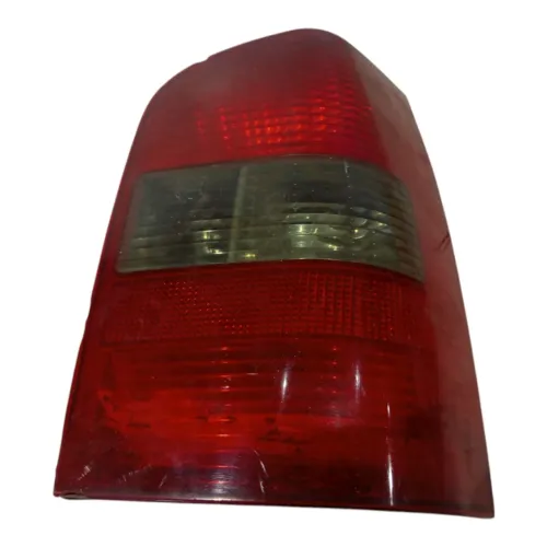 Lanterna Direita Volkswagen Parati G3 99 2000 A 2005 Avaria Direito/passageiro Vermelho