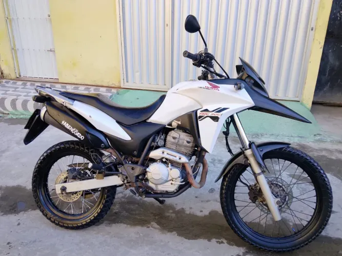 XRE 300 2014