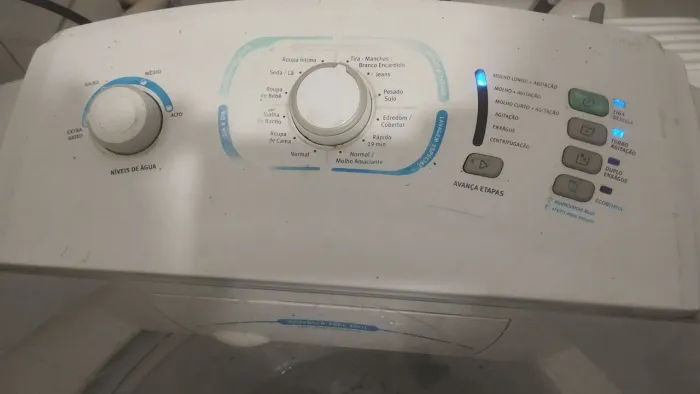 Excelente máquina de lavar Electrolux 12kg funcionando perfeitamente(Guarapari)