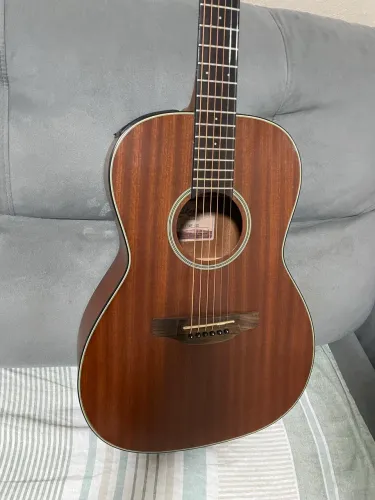 TAKAMINE GY11ME