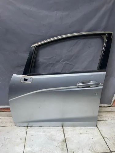 Porta dianteira direita Honda fit 17/20