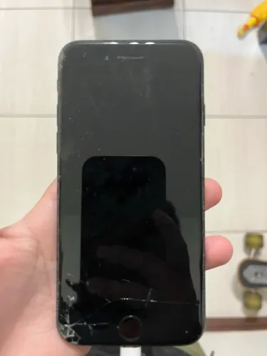 iPhone SE 2º geração - Não funciona mais