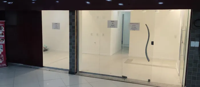 Vendo ou alugo, loja taquara 70mts, com letreiros, por 700mil, aluguel 7mil cada.