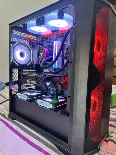 PARA QUEM PROCURA ALTO DESEMPENHO RYZEN 7 5700x3D RTX 3070 TI  ASUS TUF B550 AORUS elite