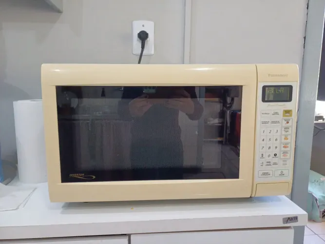 Micro-ondas com defeito