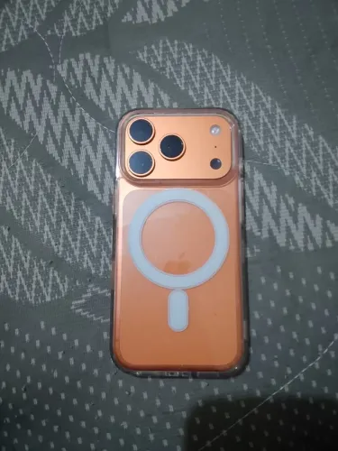 iPhone 11 transformado em iPhone 17 pro max laranja 