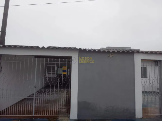 Comercial com 2 quartos, Residencial Vale das Acácias - Pindamonhangaba