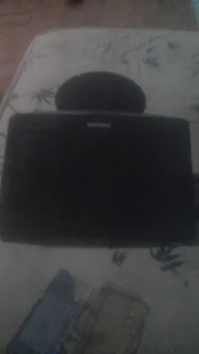 Vendo CPU e monitor..