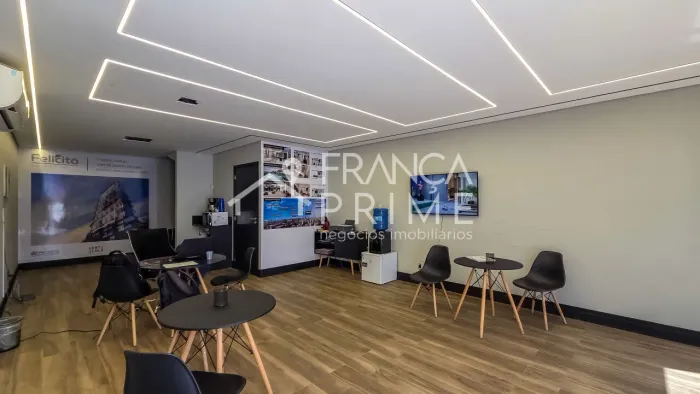 Oportunidade Única: Prédio Comercial Novo, Em frente ao Metrô Sesc Pompéia