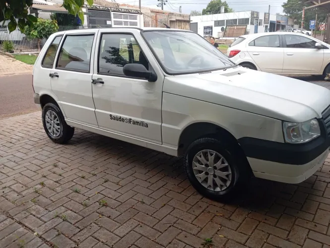 Fiat Uno Mille 1.0 Fire/ F.flex/ Economy 4P 2012