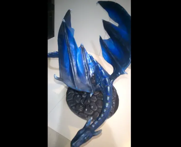 Escultura Dragão azul, peça única, em biscuit