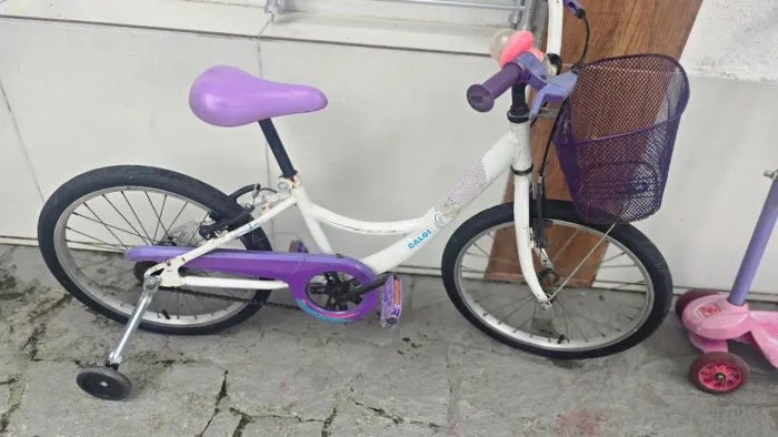 Bicicleta infantil caloi aro 20