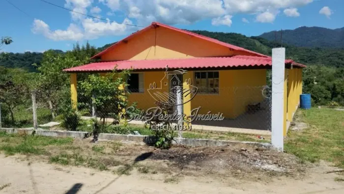 CHÁCARA COM CASA RECEM CONSTRUIDA 2 DORMT