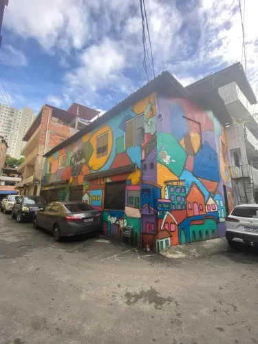 Imóvel para venda possui 200 metros quadrados em Pernambués - Salvador - BA