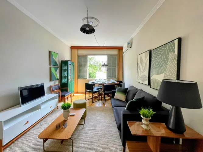 Apartamento para alugar no bairro Petrópolis com 86 m² e 3 dormitórios/quartos.