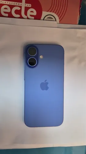VENDO IPHONE 16 SEMINOVO