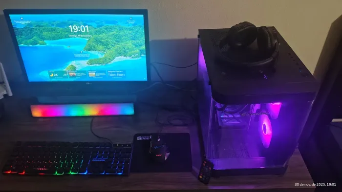 ? SETUP GAMER COMPLETO - PC + MONITOR + MESA + KIT ?