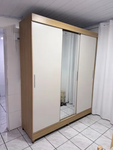 Guarda roupa