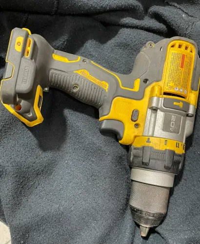 Parafusadeira dewalt DCD999 s/bateria s/carregador