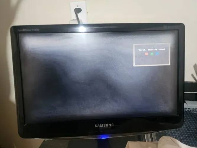 Monitor Samsung SyncMaster B1930N 18,5?