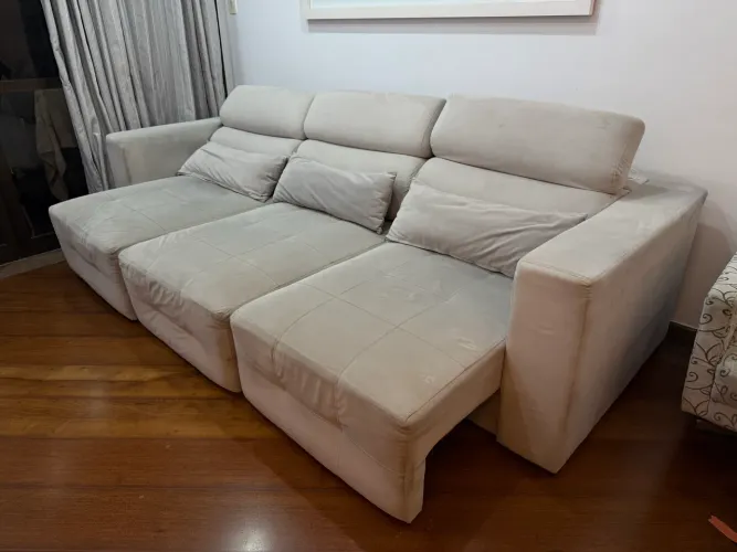 Vendo sofá retrátil + poltrona giratória 