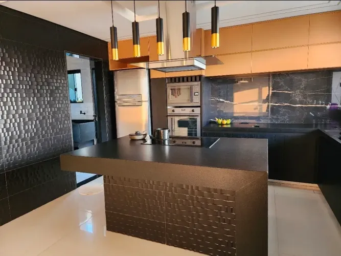 Casa para venda com 146 metros quadrados com 4 quartos