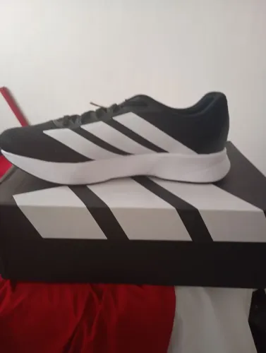 Tênis Adidas Academia/Caminhada