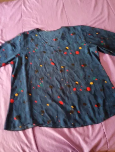 Blusas e camisas plus Size 