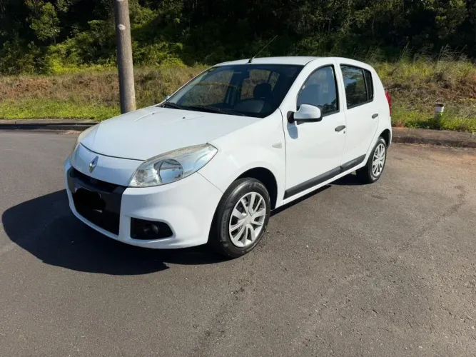 Renault Sandero Expression Hi-flex 1.6 8V 5P 2013